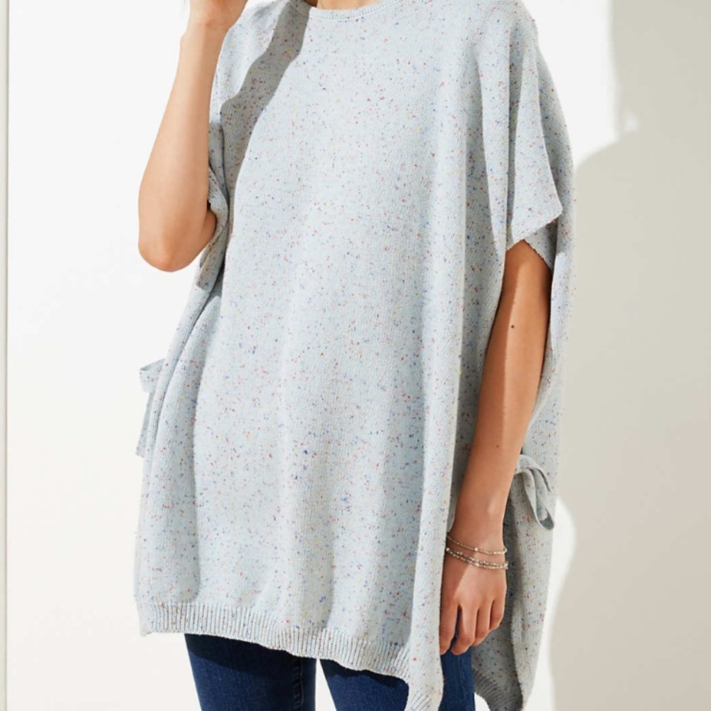 🆕 LOFT Side Tie Poncho